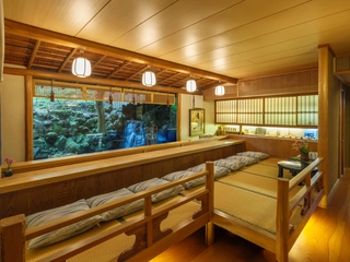 チェックインカウンター